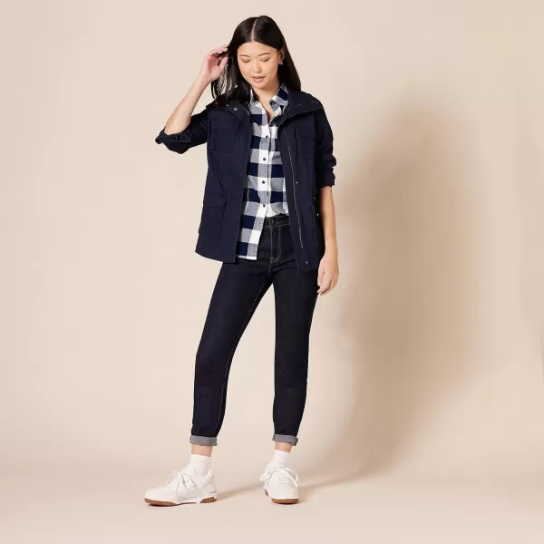 Amazon Essentials Womens ClassicFit LongSleeve Lightweight Plaid Flannel ShirtNavy Buffalo Plaid