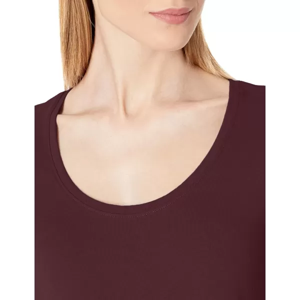 Amazon Essentials Womens ClassicFit ShortSleeve Scoop Neck TShirt Available in Plus Size Pack of 2NavyBurgundy