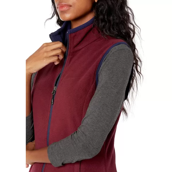 Amazon Essentials Womens ClassicFit Sleeveless Polar Soft Fleece Vest Available in Plus SizePolyester BurgundyNavy