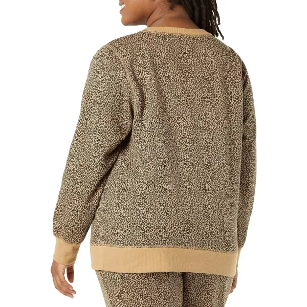 Amazon Essentials Womens Fleece Crewneck Sweatshirt Available in Plus SizeCamel Cheetah