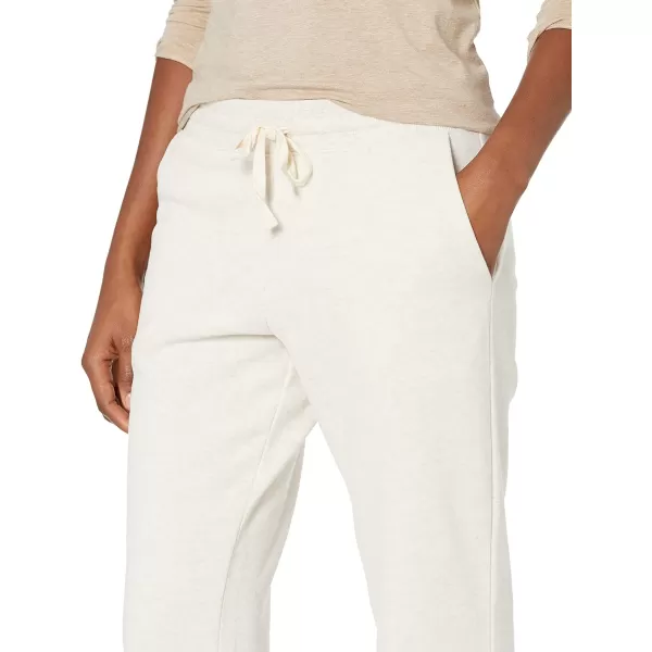 Amazon Essentials Womens Fleece Straight Leg Sweatpant Available in Plus SizeOatmeal Heather