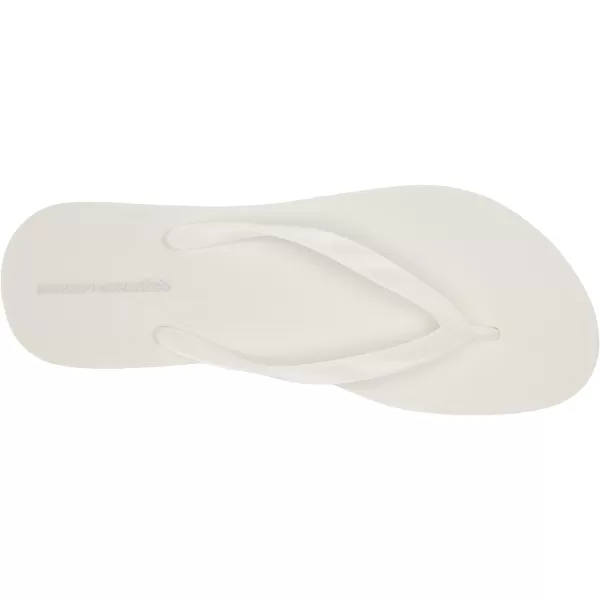 Amazon Essentials Womens Flip Flops Pack of 3Bright White