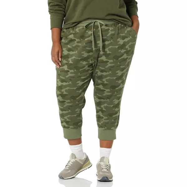 Amazon Essentials Womens French Terry Fleece Capri Jogger Sweatpant Available in Plus SizeOlive Camo