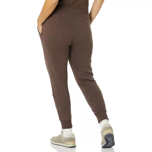 Amazon Essentials Womens French Terry Fleece Jogger Sweatpant Available in Plus SizeChestnut Brown