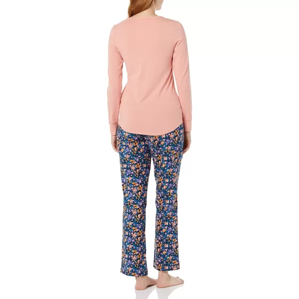 Amazon Essentials Womens Lightweight Flannel Pant and LongSleeve TShirt Sleep Set Available in Plus SizeSalmon PinkFloral Camo