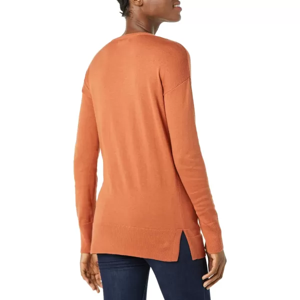 Amazon Essentials Womens Lightweight LongSleeve Crew Neck Tunic Sweater Available in Plus SizeCaramel