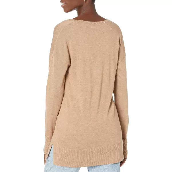 Amazon Essentials Womens Lightweight LongSleeve VNeck Tunic Sweater Available in Plus SizeCamel Heather