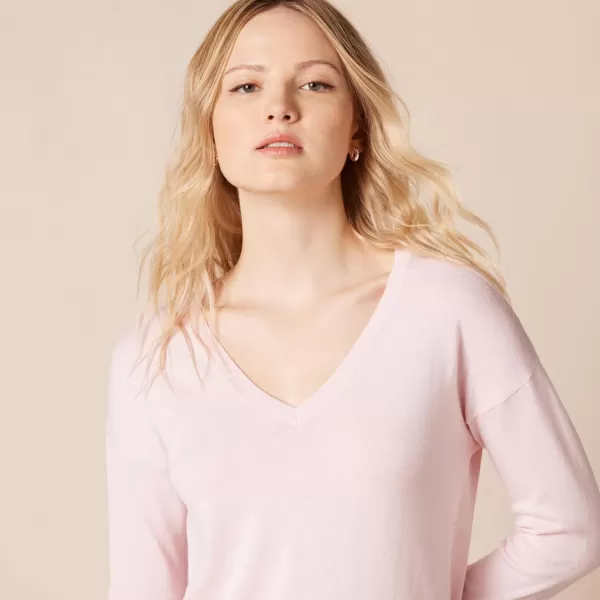 Amazon Essentials Womens Lightweight LongSleeve VNeck Tunic Sweater Available in Plus SizeLight Pink