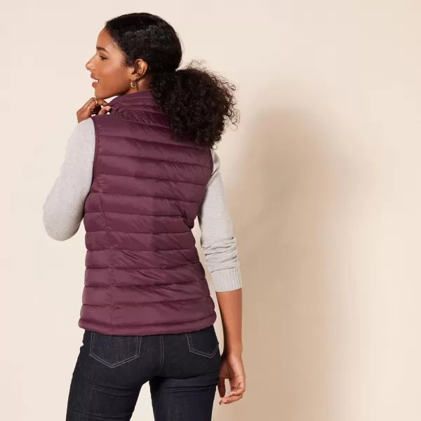 Amazon Essentials Womens Lightweight WaterResistant Packable Puffer Vest1 Burgundy