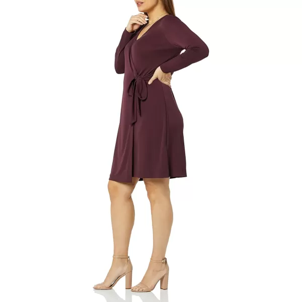 Amazon Essentials Womens Long Sleeve Signature Wrap DressBurgundy