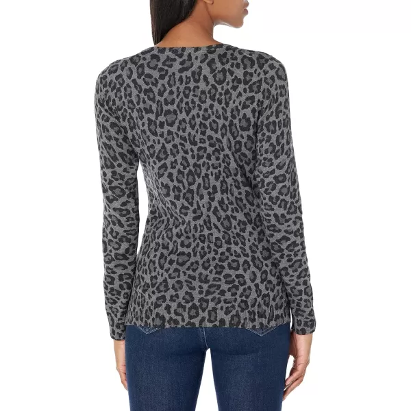 Amazon Essentials Womens LongSleeve Lightweight Crewneck Sweater Available in Plus SizeGrey Animal Print