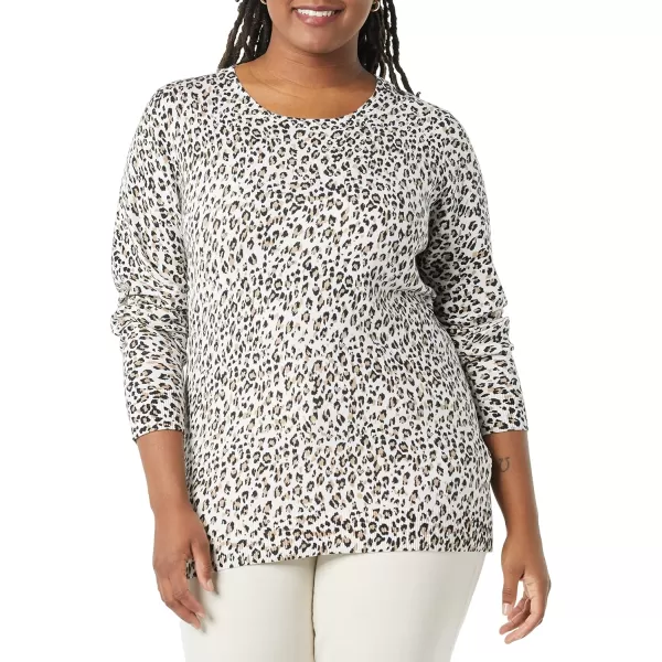 Amazon Essentials Womens LongSleeve Lightweight Crewneck Sweater Available in Plus SizeWhite Cheetah Print