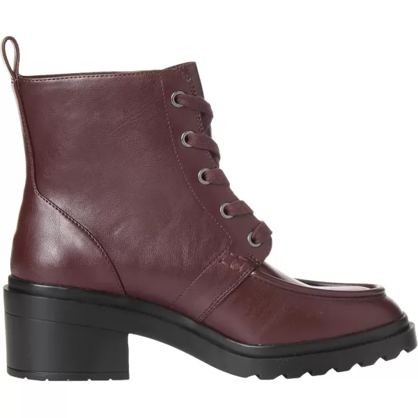 Amazon Essentials Womens Moc Toe BootBurgundy