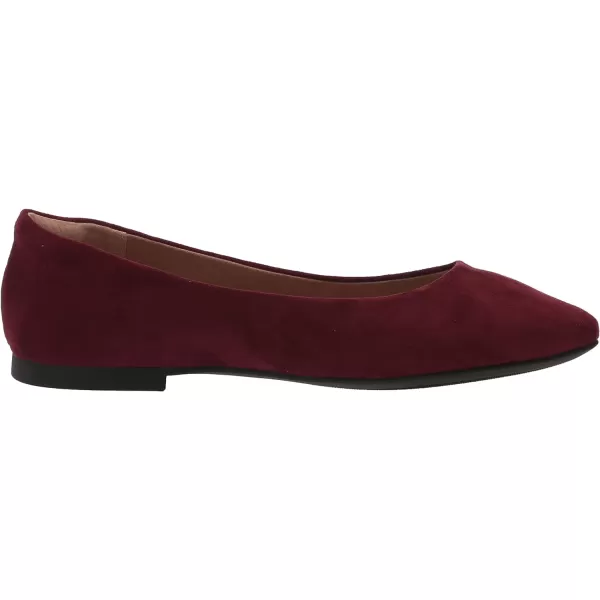 Amazon Essentials Womens PointedToe Ballet FlatMaroon