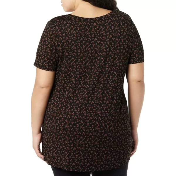 Amazon Essentials Womens RelaxedFit ShortSleeve Scoopneck Swing Tee Available in Plus SizeRayon Blend Black Ditsy Floral