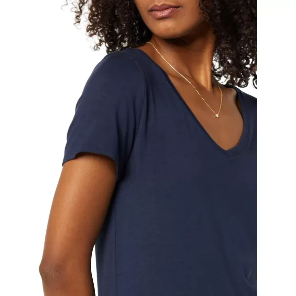 Amazon Essentials Womens RelaxedFit ShortSleeve VNeck Tunic Available in Plus Size MultipacksRayon Blend NavyLime Green