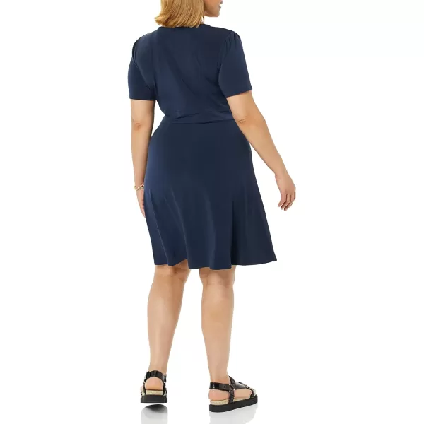 Amazon Essentials Womens Short Sleeve VNeck Gathered Fit and Flare DressNavy