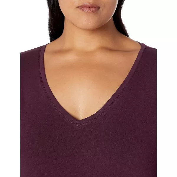 Amazon Essentials Womens ShortSleeve VNeck TShirt Available in Plus Size1 Burgundy