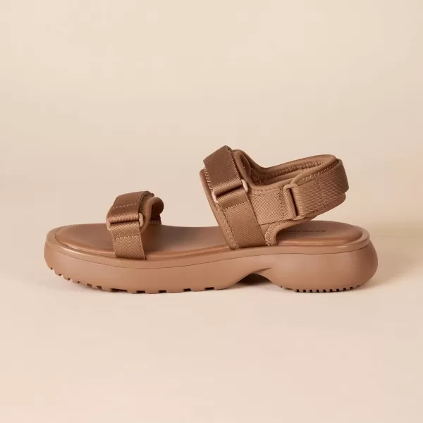 Amazon Essentials Womens Sport SandalCamel