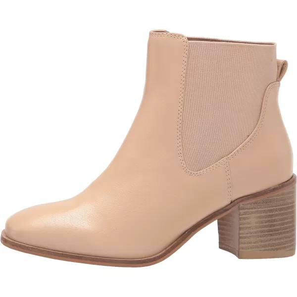 Amazon Essentials Womens Square BlockHeel Chelsea BootBeige