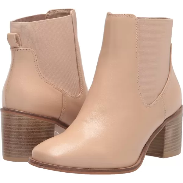 Amazon Essentials Womens Square BlockHeel Chelsea BootBeige