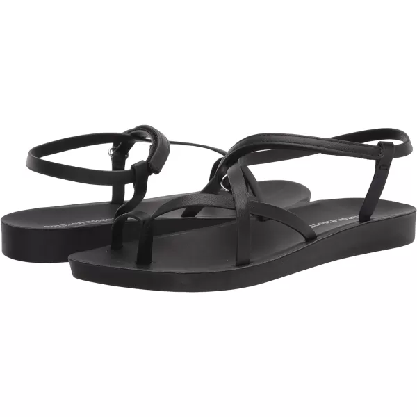 Amazon Essentials Womens Strappy Footbed SandalBlack