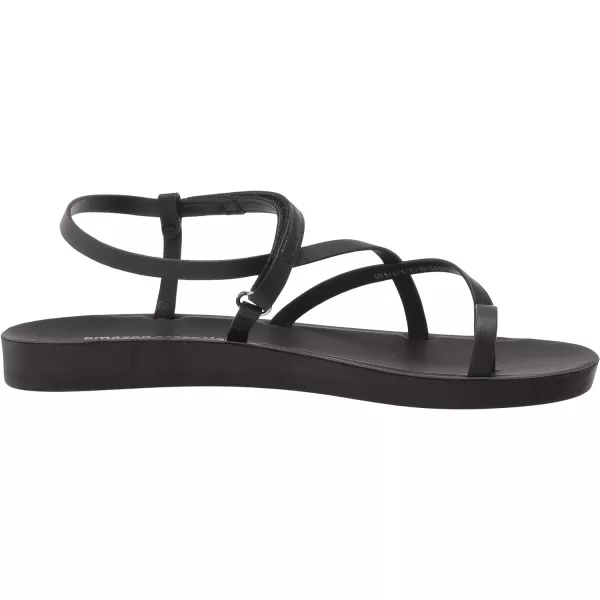 Amazon Essentials Womens Strappy Footbed SandalBlack