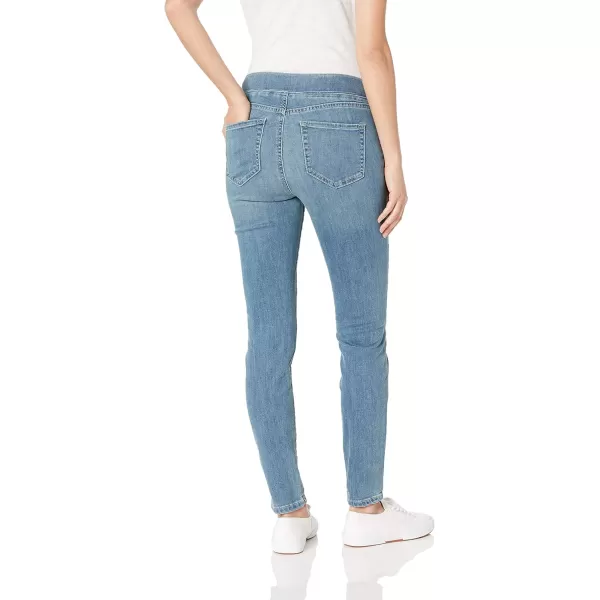 Amazon Essentials Womens Stretch PullOn Jegging Available in Plus SizeLight Wash