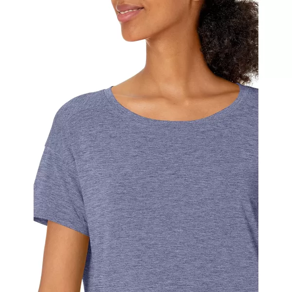 Amazon Essentials Womens Studio RelaxedFit Lightweight Crewneck TShirt Available in Plus Size1 Blue Heather Nightshadow