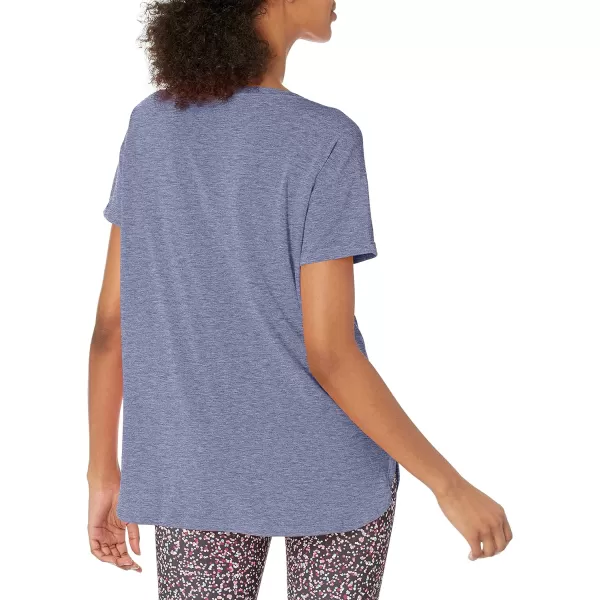 Amazon Essentials Womens Studio RelaxedFit Lightweight Crewneck TShirt Available in Plus Size1 Blue Heather Nightshadow