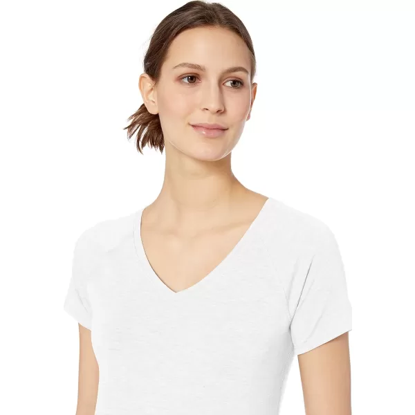 Amazon Essentials Womens Studio RelaxedFit ShortSleeve Lightweight VNeck TShirtWhite