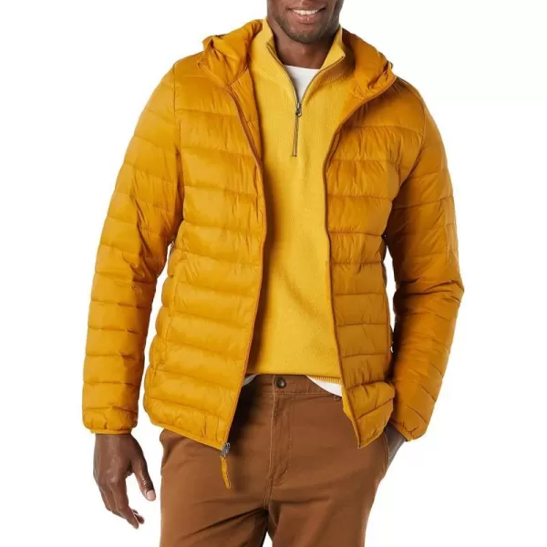 Amazon Essentials Mens Lightweight WaterResistant Packable Hooded Puffer JacketCaramel