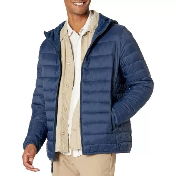 Amazon Essentials Mens Lightweight WaterResistant Packable Hooded Puffer JacketNavy