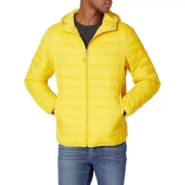 Amazon Essentials Mens Lightweight WaterResistant Packable Hooded Puffer JacketYellow