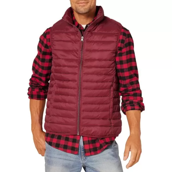 Amazon Essentials Mens Lightweight WaterResistant Packable Puffer VestDark Red