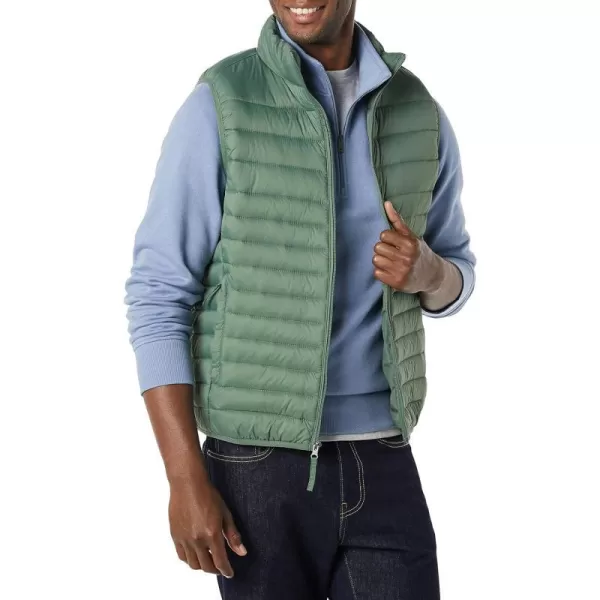 Amazon Essentials Mens Lightweight WaterResistant Packable Puffer VestGreen