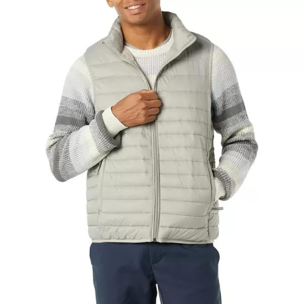 Amazon Essentials Mens Lightweight WaterResistant Packable Puffer VestLight Grey