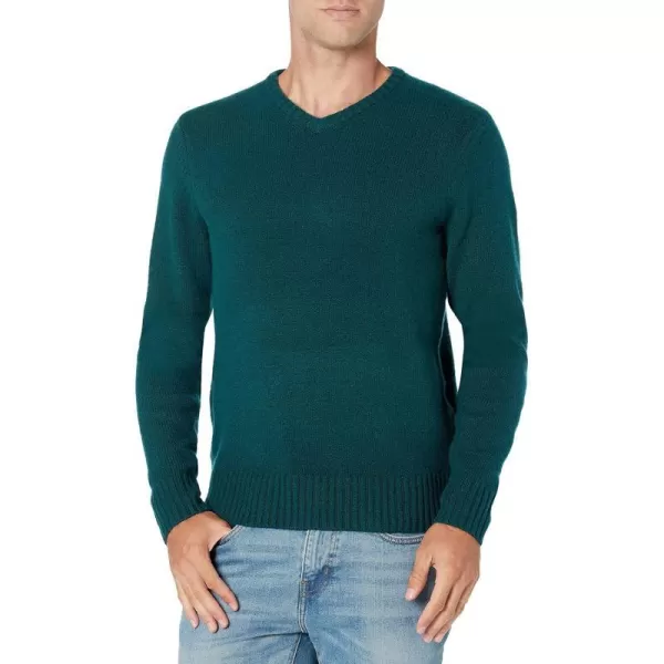 Amazon Essentials Mens LongSleeve Soft Touch VNeck SweaterForest Green