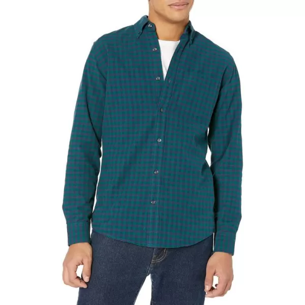 Amazon Essentials Mens RegularFit LongSleeve Pocket Oxford ShirtGreenNavy Gingham