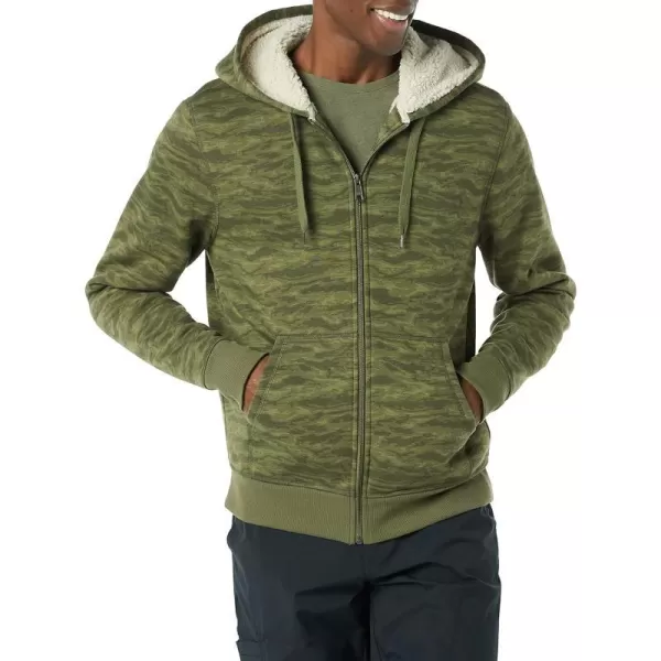 Amazon Essentials Mens SherpaLined FullZip Hooded Fleece SweatshirtCamo