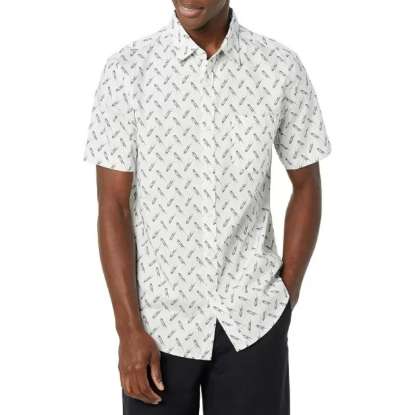 Amazon Essentials Mens ShortSleeve Stretch Poplin Shirt Available in Big amp TallLight Blue Bird Print