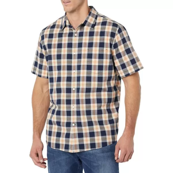 Amazon Essentials Mens ShortSleeve Stretch Poplin Shirt Available in Big amp TallNavyGold Plaid