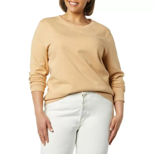 Amazon Essentials Womens Fleece Crewneck Sweatshirt Available in Plus SizeLight Camel