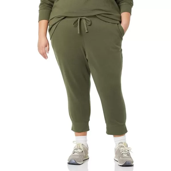 Amazon Essentials Womens French Terry Fleece Capri Jogger Sweatpant Available in Plus SizeOlive