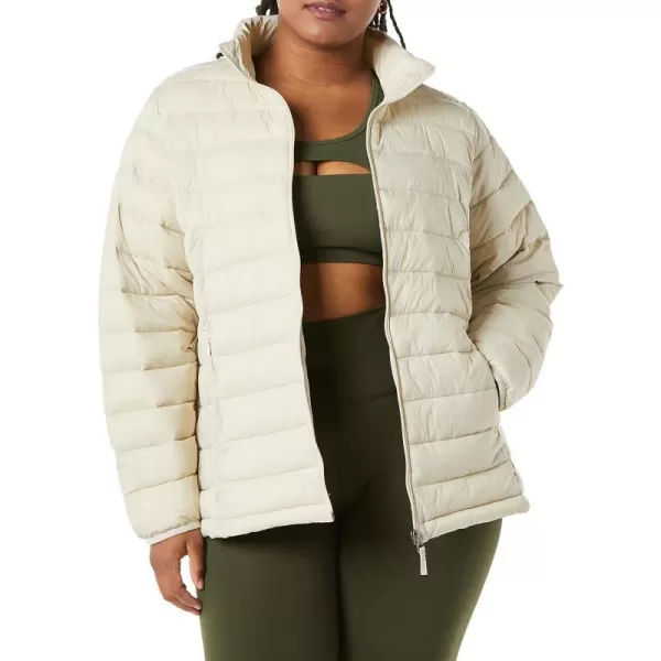 Amazon Essentials Womens Lightweight LongSleeve WaterResistant Puffer Jacket Available in Plus SizeOffwhite