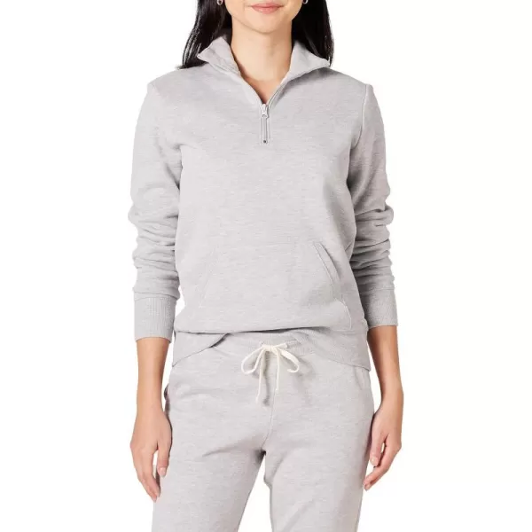 Amazon Essentials Womens LongSleeve Fleece QuarterZip Top Available in Plus SizeLight Grey Heather