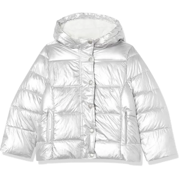 imageAmazon Essentials Girls and Toddlers Heavyweight Hooded Puffer JacketMetallic Silver