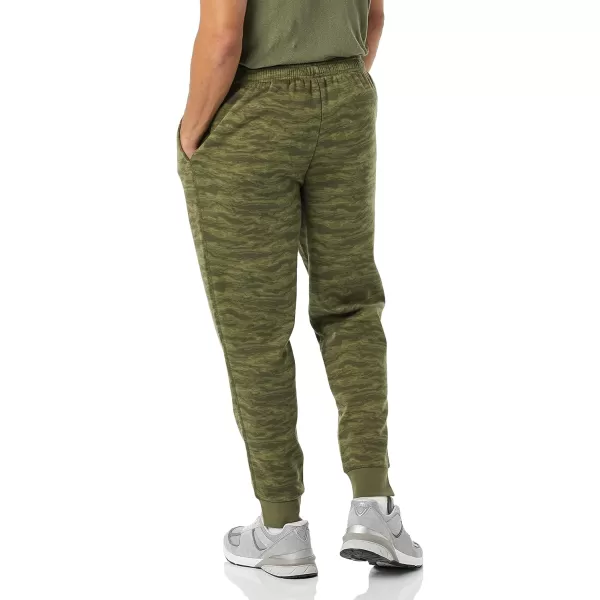 imageAmazon Essentials Mens Joggers Sweatpants Fleece Comfortable FitOlive Camo