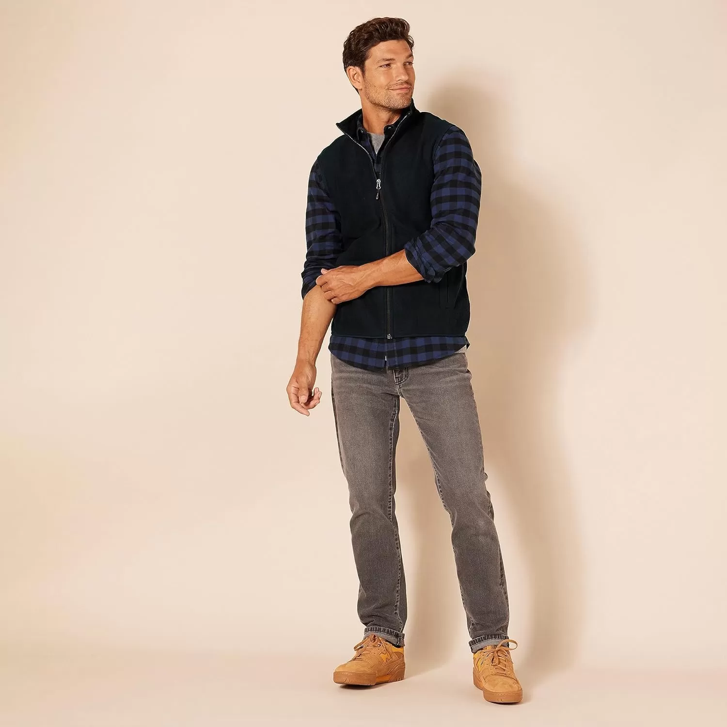 imageAmazon Essentials Mens FullZip Polar Fleece Vest Available in Big ampamp TallBlack