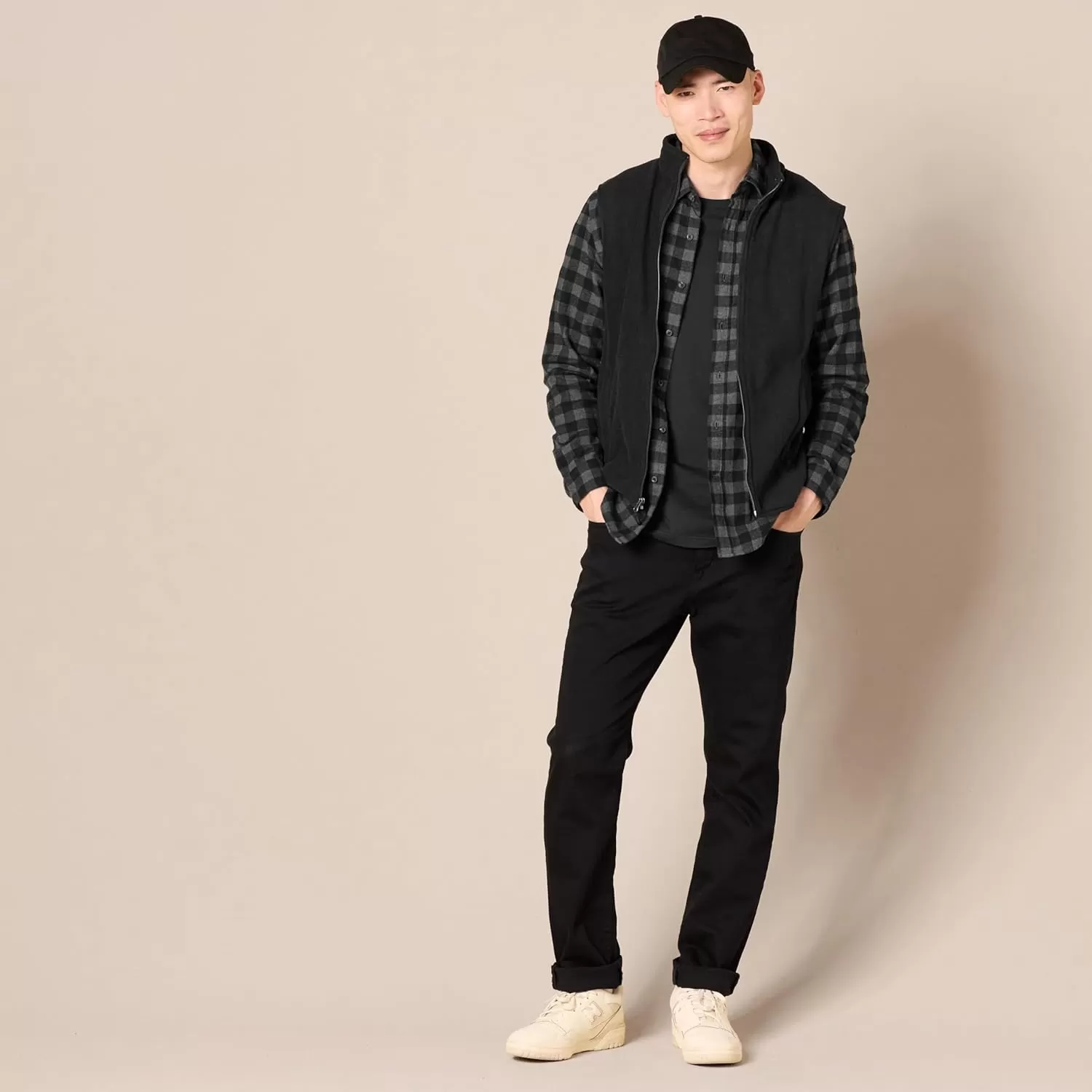 imageAmazon Essentials Mens FullZip Polar Fleece Vest Available in Big ampamp TallBlack
